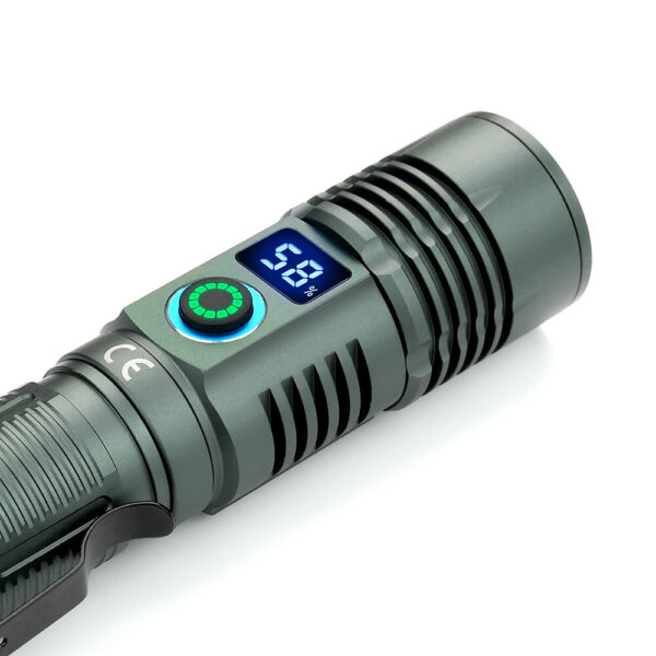 Ładowalna latarka ręczna LED everActive FL-700R Spotter 700lm