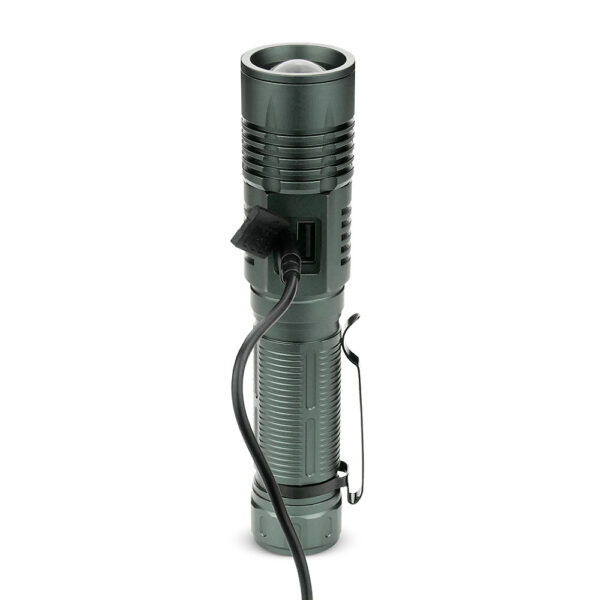 Ładowalna latarka ręczna LED everActive FL-700R Spotter 700lm