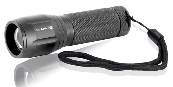 latarka-reczna-diodowa-led-everactive-fl-300-9 Latarka ręczna LED everActive FL-300+ CREE XP-G3 350lm zoom